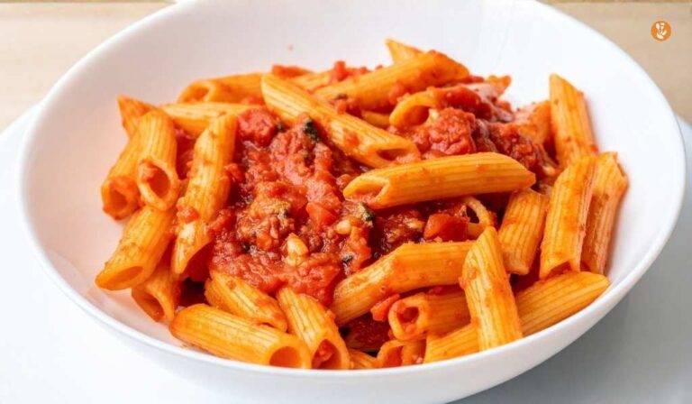 Pasta na may Kamatis at Basil