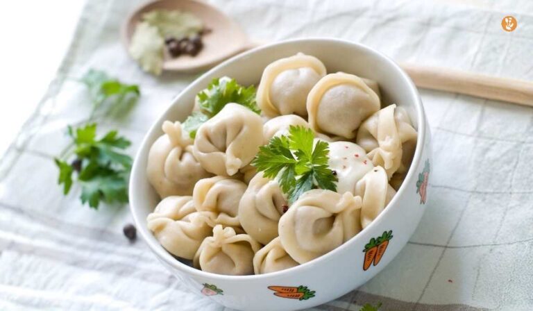 Rosyjskie pierożki mięsne